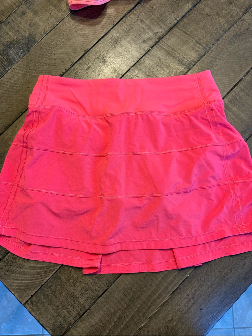 Lululemon pace rival skirt